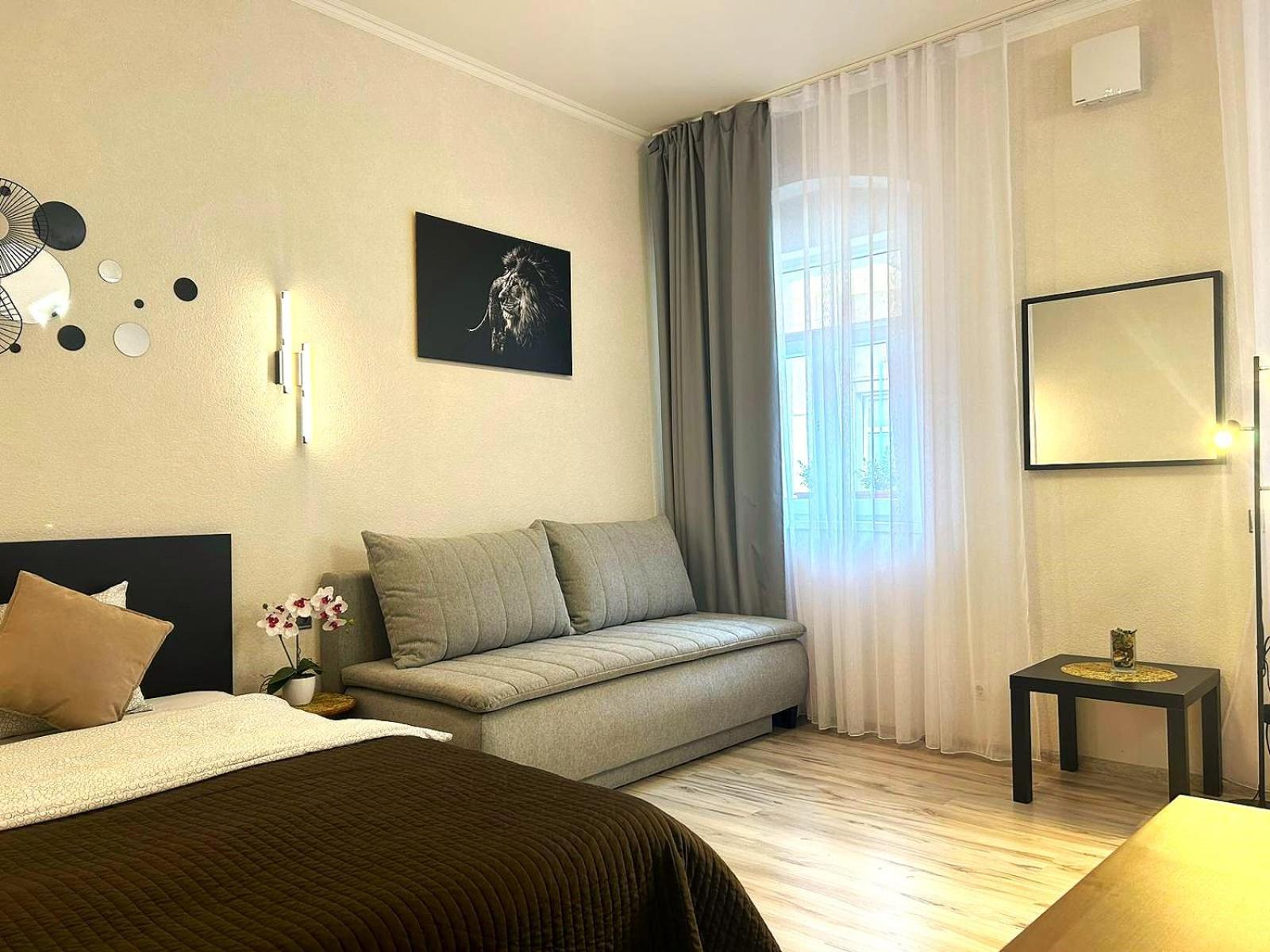 Leo Obchodna Delux Apartmán